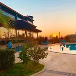Whiteheaven Hotel 3*