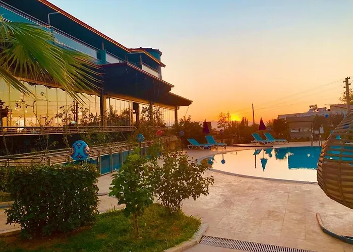 Whiteheaven Hotel 3*